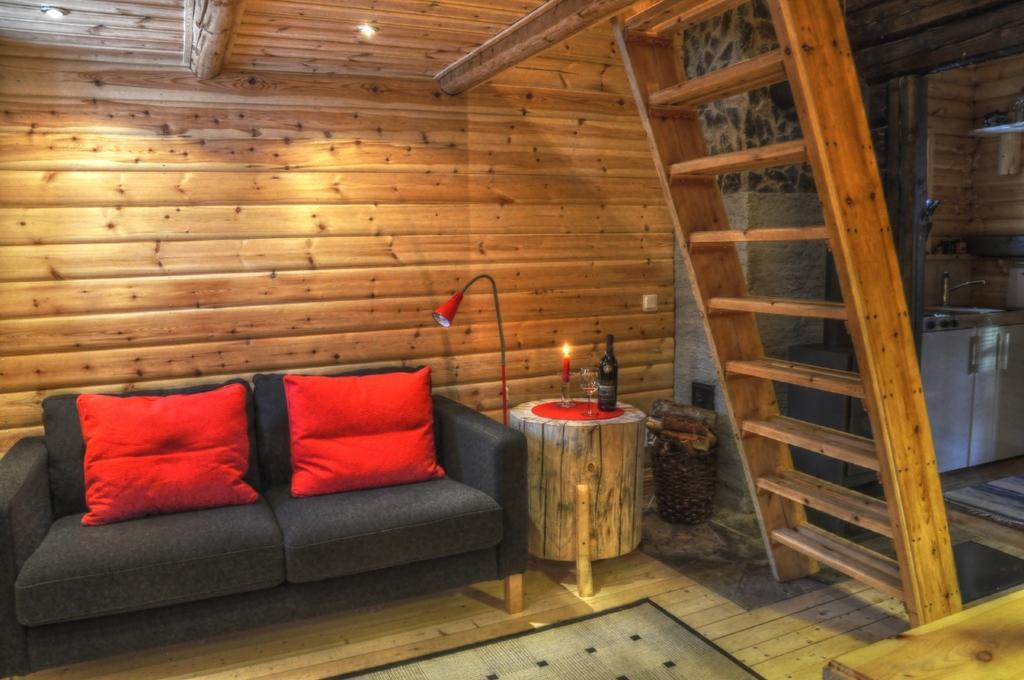 Cottage On Wild River In Lapland/Sweden Karlsten Oda fotoğraf